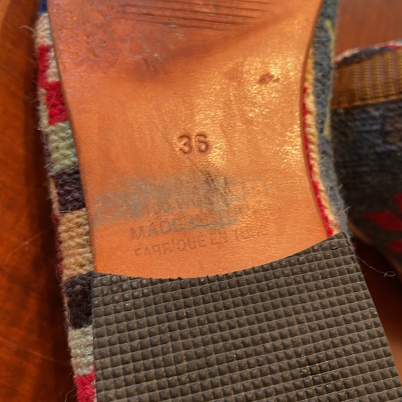 Artemis design slipper, size 36 - Picture 4 of 5